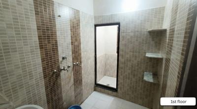 Bathroom Image of 1200 Sq.ft 7 BHK Independent House for sale in Patel Nagar Gwalior for Rs. 19999996