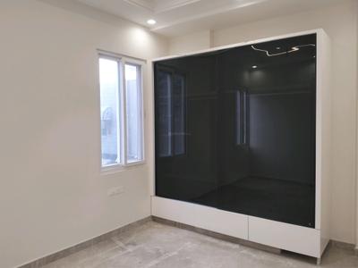 Bedroom Image of 1550 Sq.ft 3 BHK Builder Floor for sale in Pitampura New Delhi for Rs. 42500000