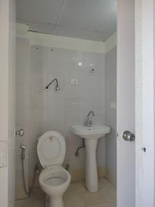 Common Bathroom Image of 1190 Sq.ft 2 BHK Apartment / Flat for sale in Habitech Panchtatva Phase 1, Noida Extension Greater Noida for Rs. 8800000