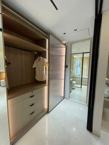 Image of 2250 Sq.ft 4 BHK Apartment / Flat for sale in Gurukrupa Alaknanda, Juhu, Mumbai for Rs. 150000000