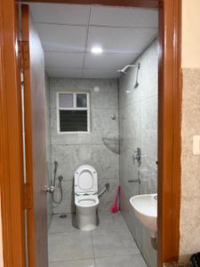 Bathroom Image of 1062 Sq.ft 2 BHK Apartment / Flat for rent in Gahan Orchid, Kompally Hyderabad for Rs. 25000