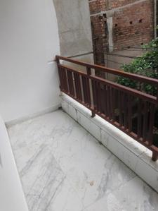Balcony Image of 750 Sq.ft 2 BHK Apartment / Flat for rent in Duillya Howrah for Rs. 8000
