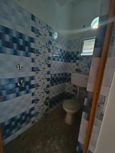 Bathroom Image of 850 Sq.ft 2 BHK Apartment / Flat for sale in Priya Apartment, Keshtopur Kolkata for Rs. 3100000