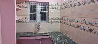 Kitchen Image of 950 Sq.ft 2 BHK Independent House for sale in Sithalapakkam Chennai for Rs. 6800000