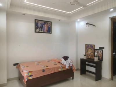 Bedroom Image of 2200 Sq.ft 3 BHK Builder Floor for sale in BPTP Pride Floors, Sector 77 Faridabad for Rs. 25500000