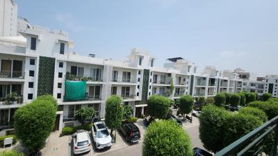 Image of 1230 Sq.ft 2.5 BHK Builder Floor for sale in Central Park Flower Valley, Sector 33, Sohna for Rs. 14500000