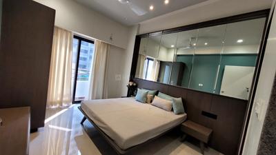 Bedroom Image of 1600 Sq.ft 3 BHK Apartment / Flat for sale in New Karelibaug Vadodara for Rs. 7500000