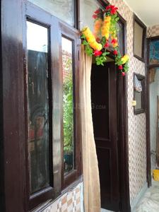 Balcony Image of 400 Sq.ft 2 BHK Builder Floor for sale in Sector 4 Rohini New Delhi for Rs. 1500000