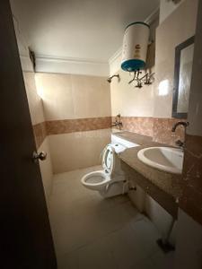 Bathroom Image of 726 Sq.ft 2 BHK Apartment / Flat for sale in Jaypee Kosmos, Sector 134 Noida for Rs. 7600000