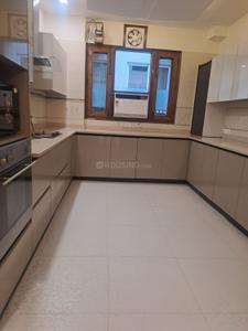 Kitchen Image of 7200 Sq.ft 4 BHK Apartment / Flat for rent in Panchsheel Park New Delhi for Rs. 600000