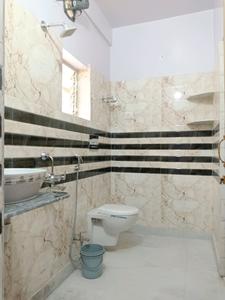 Common Bathroom Image of 850 Sq.ft 2 BHK Apartment / Flat for sale in Kasba Kolkata for Rs. 7000000