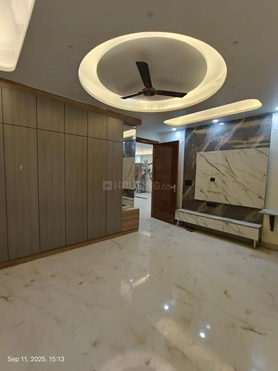 Sector 8 Dwarka Bedroom 1