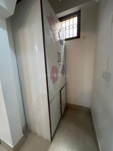 Bedroom Image of 3000 Sq.ft 4 BHK Builder Floor for sale in Kailash Colony New Delhi for Rs. 65000000