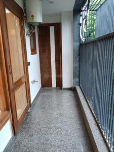 Balcony Image of 1900 Sq.ft 3 BHK Builder Floor for rent in Swaraj Homes Saini Enclave RWA, Karkardooma New Delhi for Rs. 50000