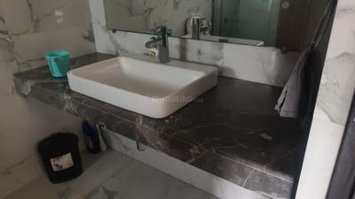 Image of 1200 Sq.ft 3 BHK Apartment / Flat for rent in Raheja Ridgewood, Goregaon East, Mumbai for Rs. 130000
