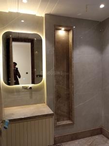 Bathroom Image of 1700 Sq.ft 3 BHK Builder Floor for sale in Shalimar Bagh New Delhi for Rs. 44000000