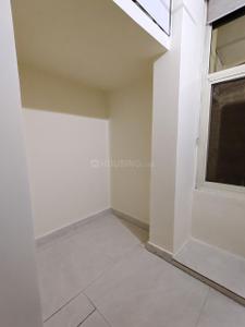 Bedroom Image of 1100 Sq.ft 3 BHK Apartment / Flat for sale in Vikaspuri New Delhi for Rs. 10000000