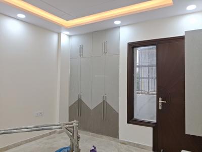 Bedroom Image of 2250 Sq.ft 4 BHK Builder Floor for sale in Paschim Vihar New Delhi for Rs. 42000000