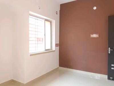 Bedroom Image of 700 Sq.ft 2 BHK Apartment / Flat for sale in Baghajatin Kolkata for Rs. 3300000