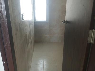 Common Bathroom Image of 1359 Sq.ft 3 BHK Apartment / Flat for sale in Hero Homes, Sector 104 Gurgaon for Rs. 20500000