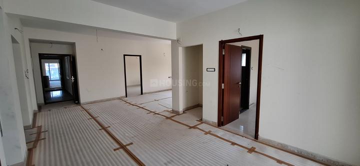 tng naveen Main Image 1