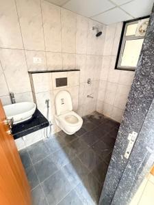 Bathroom Image of 1000 Sq.ft 2 BHK Apartment / Flat for sale in Geras Planet Of Joy, Upper Kharadi Pune for Rs. 12500000