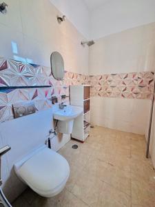 Image of 1550 Sq.ft 2 BHK Apartment / Flat for sale in Shiva Motia Huys, Kishanpura, Zirakpur for Rs. 7789000