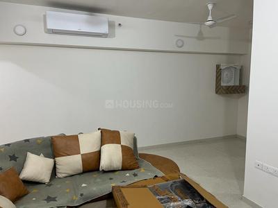 Hall Image of 900 Sq.ft 2 BHK Apartment / Flat for sale in Lodha Amara, Kolshet Thane for Rs. 14500000
