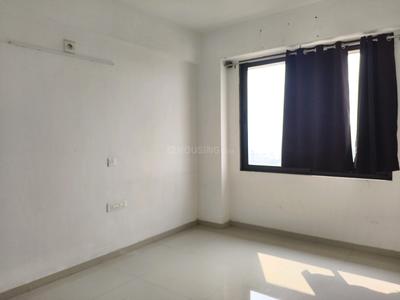Bedroom Image of 1300 Sq.ft 2 BHK Apartment / Flat for rent in Anikedhya Atlantis, Chandkheda Ahmedabad for Rs. 19000