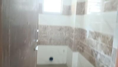 Bathroom Image of 850 Sq.ft 2 BHK Apartment / Flat for sale in Royal Mansion, Uttarpara Hooghly for Rs. 2125000