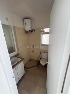 Bathroom Image of 1430 Sq.ft 3 BHK Apartment / Flat for sale in DLF Capital Greens Phase 1 And 2, Karampura New Delhi for Rs. 28000000