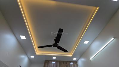 Bedroom Image of 650 Sq.ft 2 BHK Apartment / Flat for rent in Pitampura New Delhi for Rs. 22500