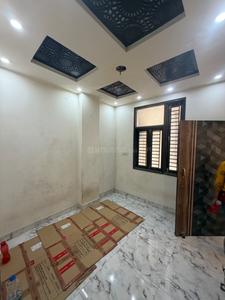 Bedroom Image of 550 Sq.ft 2 BHK Builder Floor for rent in Uttam Nagar New Delhi for Rs. 9999