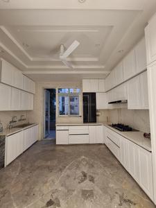 Kitchen Image of 1800 Sq.ft 3 BHK Builder Floor for sale in Krishna Nagar New Delhi for Rs. 32500000