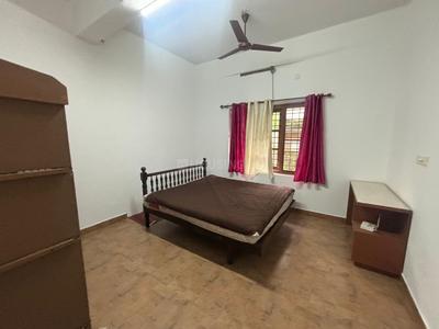 Bedroom Image of 1800 Sq.ft 3 BHK Apartment / Flat for rent in Thrippunithura Kochi for Rs. 22000