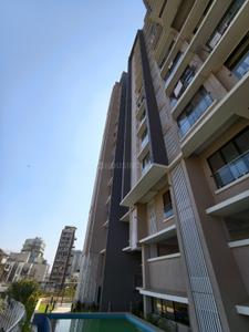 Image of 1300 Sq.ft 3 BHK Apartment / Flat for rent in Mahavir Neelaamber, Kandivali West, Mumbai for Rs. 105000