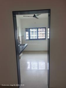 Hall Image of 1400 Sq.ft 2.5 BHK Apartment / Flat for sale in Kalpataru Estate, Pimple Gurav Pune for Rs. 14500000