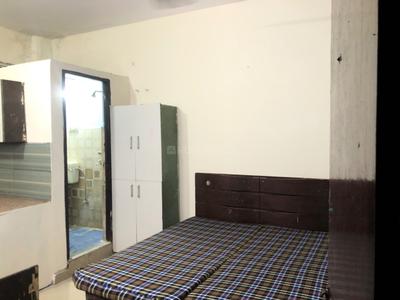 Bedroom Image of 164 Sq.ft 1 RK Apartment / Flat for rent in Sector 17 Gurgaon for Rs. 7500