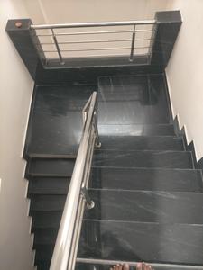Image of 900 Sq.ft 2 BHK Builder Floor for rent in Vishwakarmapuram, Gorakhpur for Rs. 9000