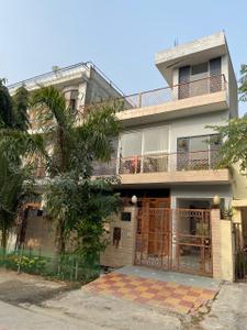 Image of 1345 Sq.ft 2 BHK Builder Floor for rent in NTPC Society, Greater Noida for Rs. 24000