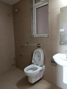 Bathroom Image of 1050 Sq.ft 2 BHK Apartment / Flat for sale in Runwal Forests, Kanjurmarg West Mumbai for Rs. 17400000