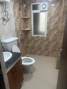 Bathroom Image of 1114 Sq.ft 2.5 BHK Apartment / Flat for sale in Nimbus Express Park View 2, Chi V Greater Noida for Rs. 8600000