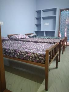 Bedroom Image of 665 Sq.ft 1 BHK Builder Floor for rent in Cycle Colony Rajahmundry for Rs. 3999