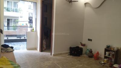 Bedroom Image of 1800 Sq.ft 3 BHK Builder Floor for sale in Vikaspuri New Delhi for Rs. 33000000