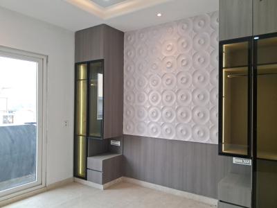 Bedroom Image of 1350 Sq.ft 3 BHK Builder Floor for sale in Paschim Vihar New Delhi for Rs. 25000000