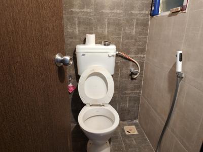 Bathroom Image of 650 Sq.ft 1 BHK Apartment / Flat for rent in Mantra Essence, Undri Pune for Rs. 15000