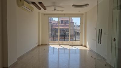 Living Room Image of 1800 Sq.ft 3 BHK Independent House for rent in Swaraj Homes RWA Hauz Khas Block C 1, Safdarjung Development Area New Delhi for Rs. 90000