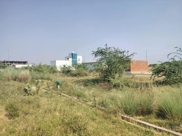 Gaursons Hi Tech Gaur Yamuna City Main Image 1