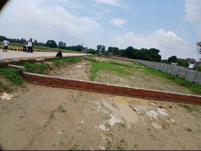 Image of 1800 Sq.ft Residential Plot / Land for sale in Sector 22B, Greater Noida for Rs. 5000000