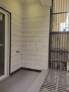 Balcony Image of 3000 Sq.ft 4 BHK Builder Floor for sale in Paschim Vihar New Delhi for Rs. 45000000